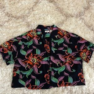 Floral cropped button down